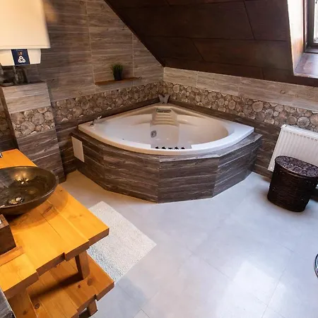 Bozena - * タトランスカ・ ロムニツァ